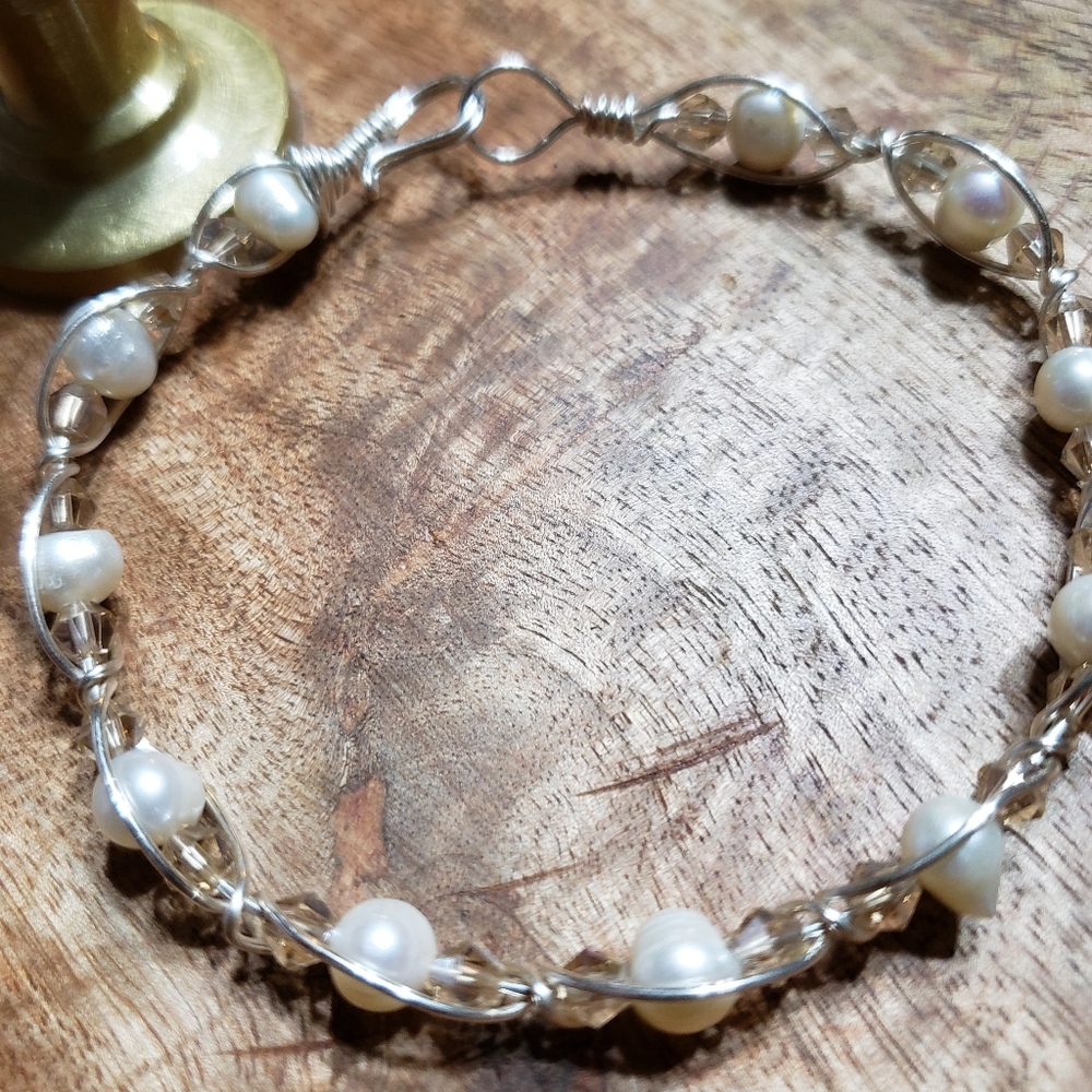 Wired bracelet - Picture 2 of 4